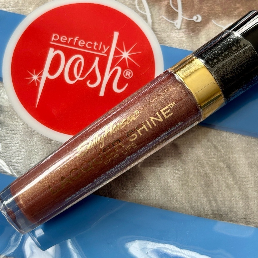 Brand New Lipstick Lip Gloss Bundle Sephora 96 RED VELVET Sally Hansen JOAH Bag - Picture 11 of 16